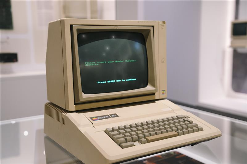 Why Your Product Is Harder to Use on Day 90 Than Day 1 article cover: vintage Apple IIe computer with a simple on-screen prompt